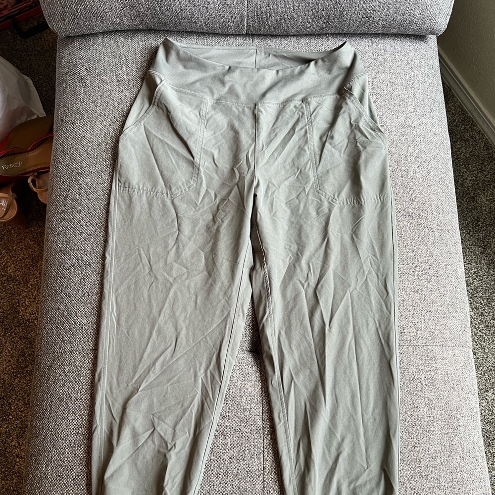 Women’s Patagonia Hiking pants Medium